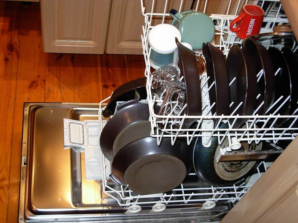 blender bottle dishwasher safe