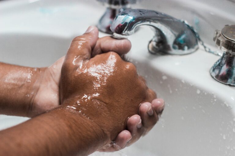 No Water Coming Out Of Hot Water Side Of Faucet Reasons And Fixes Hero Kitchen