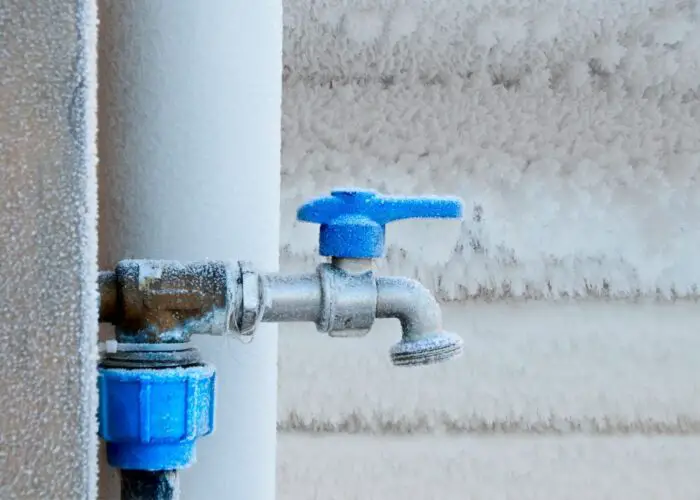 No Water Coming Out Of Hot Water Side Of Faucet Reasons And Fixes Hero Kitchen